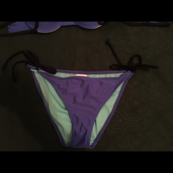 Target Bikini - Picture 2 of 4